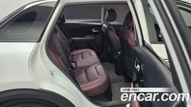 Kia Niro 2022 — фото 18