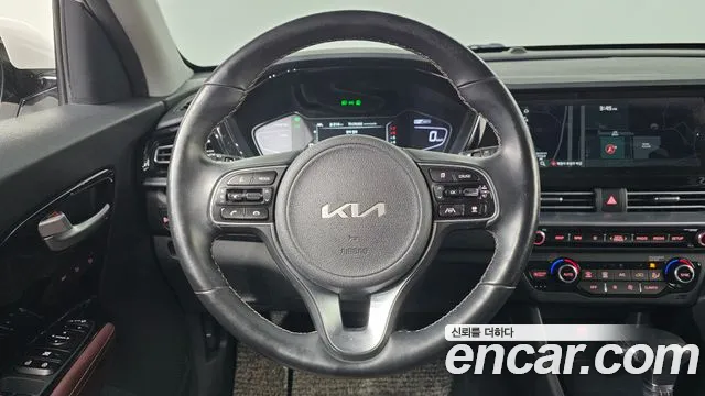 Kia Niro 2022 — фото 19