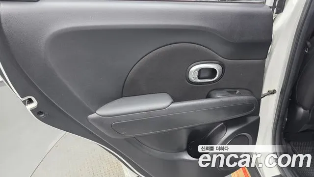 Kia Soul 2016 — фото 15