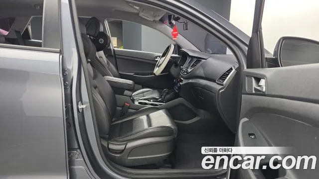 Hyundai Tucson 2016 — фото 17