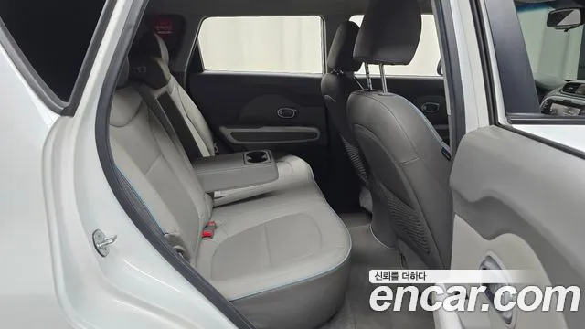 Kia Soul 2018 — фото 12