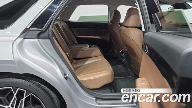 Hyundai Grandeur 2023 — фото 17