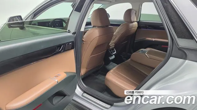 Hyundai Grandeur 2023 — фото 18
