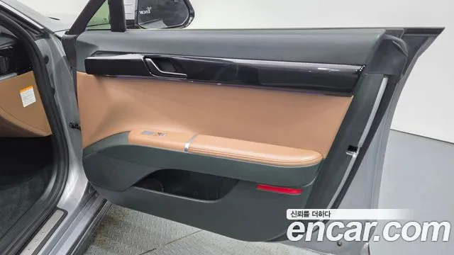 Hyundai Grandeur 2023 — фото 14