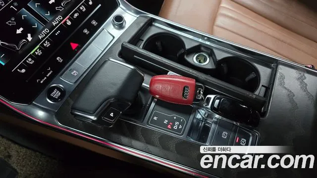 Audi A6 2021 — фото 12