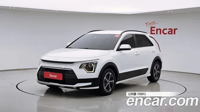 Kia Niro 2022 — фото 1