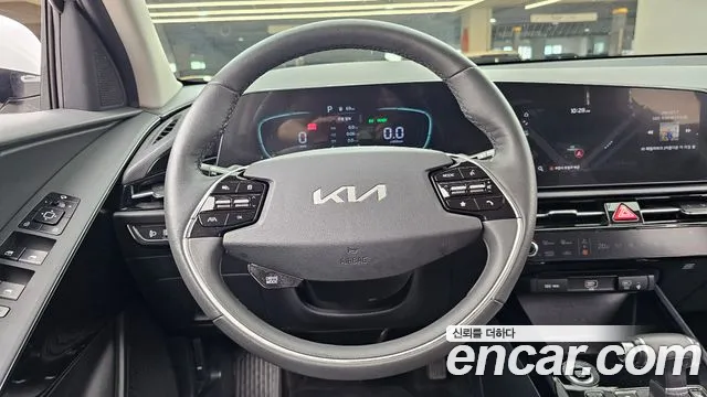 Kia Niro 2022 — фото 13