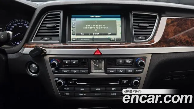 Hyundai Genesis 2015 — фото 14