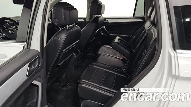 Volkswagen Tiguan 2018 — фото 18