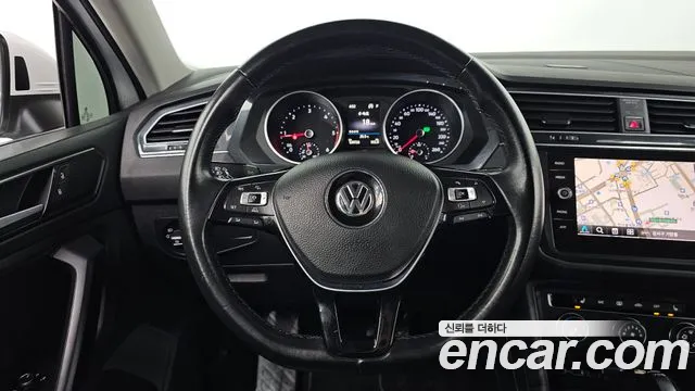Volkswagen Tiguan 2018 — фото 19