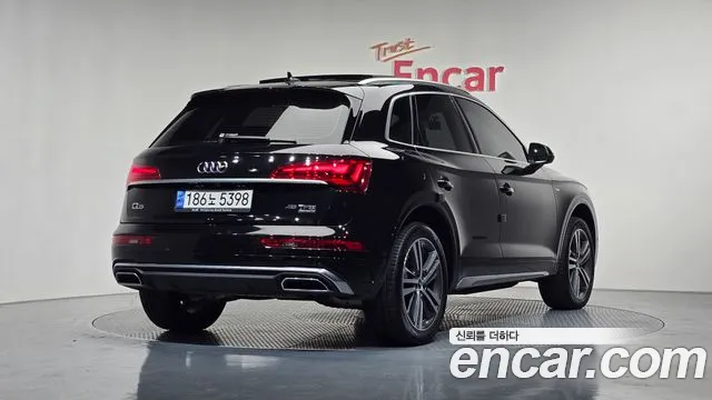 Audi Q5 2021 — фото 2