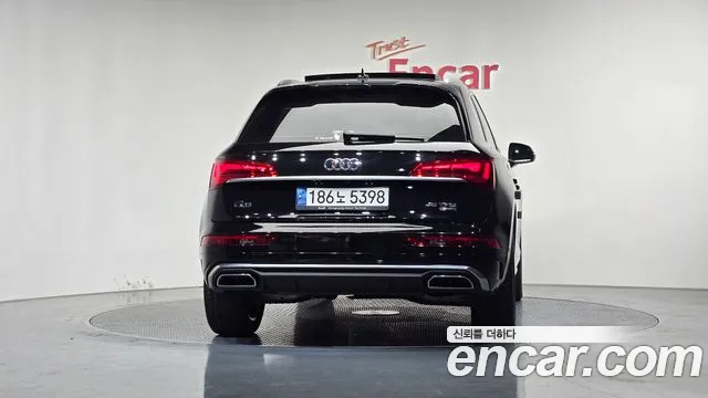 Audi Q5 2021 — фото 4