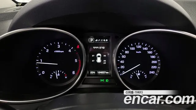 Hyundai Santafe 2016 — фото 11
