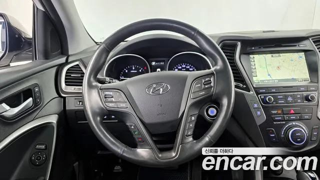 Hyundai Santafe 2016 — фото 19