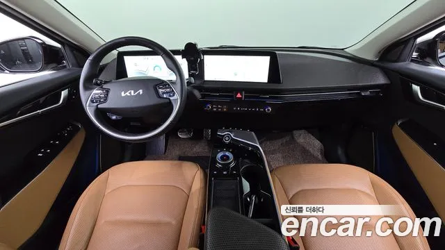 Kia EV6 2022 — фото 10