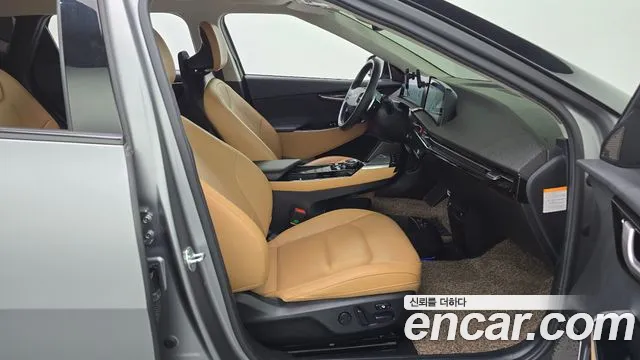 Kia EV6 2022 — фото 16