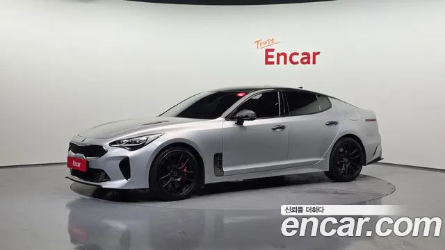 Kia Stinger 2018 — фото 1