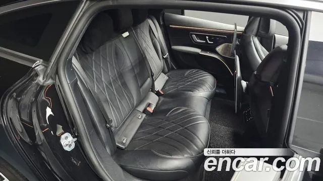 Mercedes-Benz EQS 2023 — фото 17