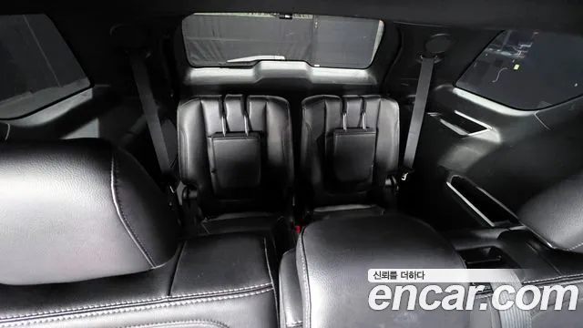 Ford Explorer 2019 — фото 19