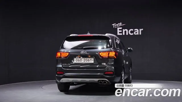 Kia Sorento 2018 — фото 4