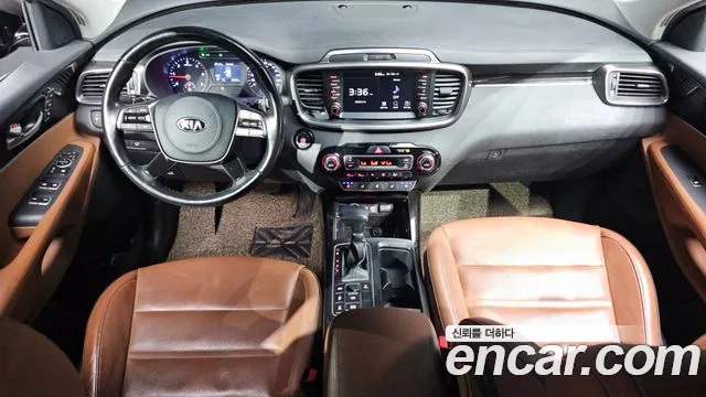 Kia Sorento 2018 — фото 10