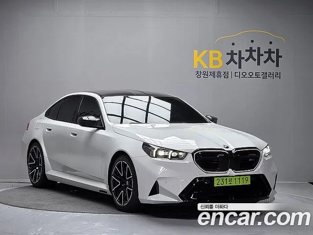 BMW M5 2025 — фото 5