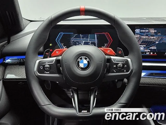 BMW M5 2025 — фото 11