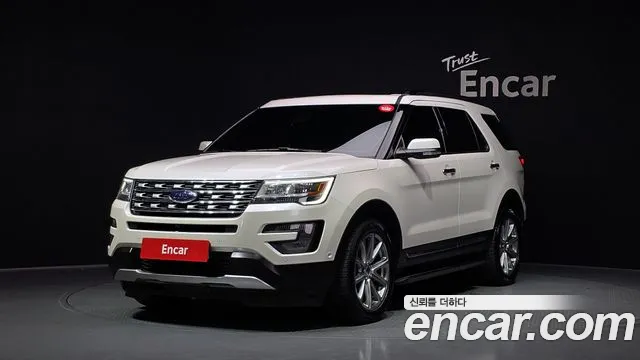 Ford Explorer 2017 — фото 1