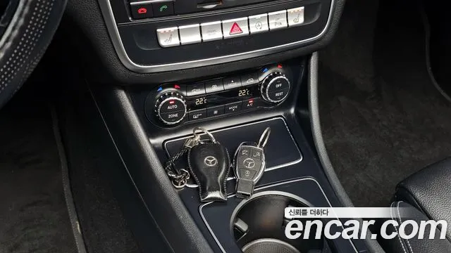 Mercedes-Benz GLA-Class 2018 — фото 20