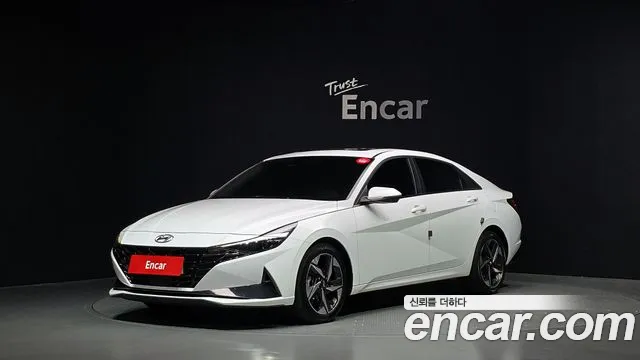 Hyundai AVANTE 2022 — фото 1