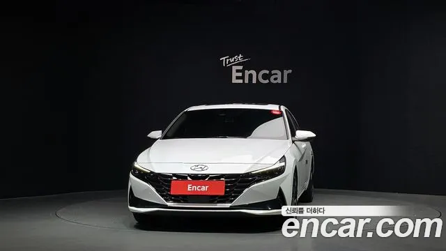 Hyundai AVANTE 2022 — фото 3