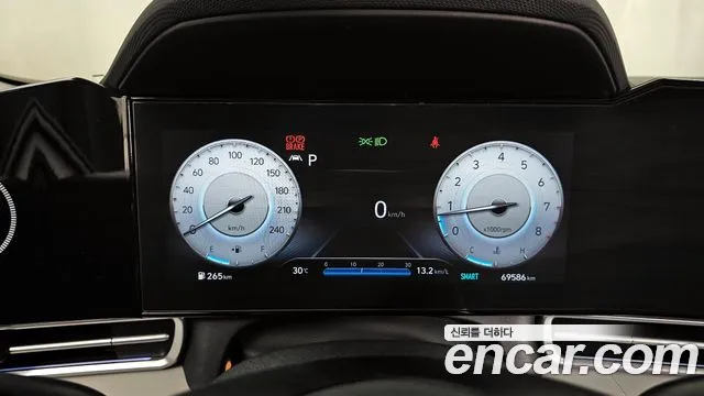 Hyundai AVANTE 2022 — фото 11