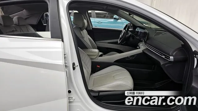 Hyundai AVANTE 2022 — фото 17