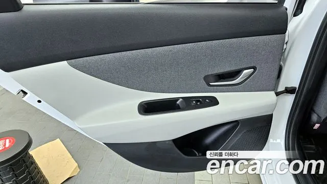 Hyundai AVANTE 2022 — фото 15
