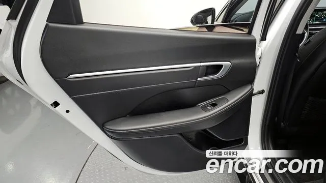 Hyundai Sonata 2020 — фото 14