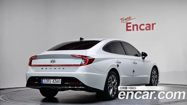 Hyundai Sonata 2022 — фото 2