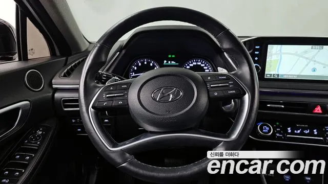 Hyundai Sonata 2022 — фото 19