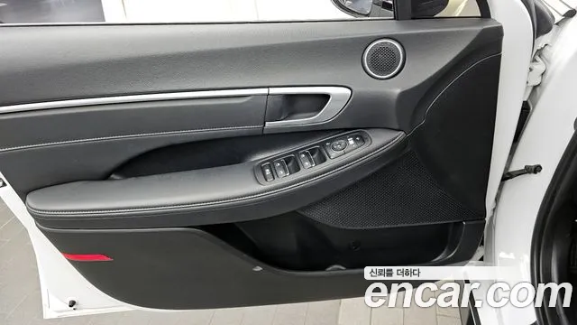 Hyundai Sonata 2022 — фото 14