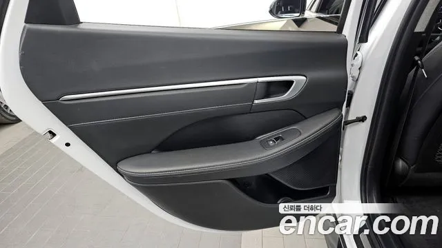 Hyundai Sonata 2022 — фото 15