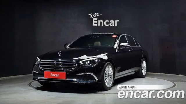 Mercedes-Benz E-Class 2022 — фото 1