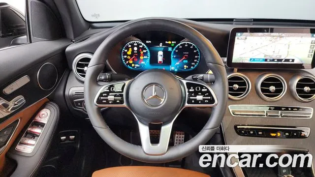 Mercedes-Benz GLC-Class 2021 — фото 19