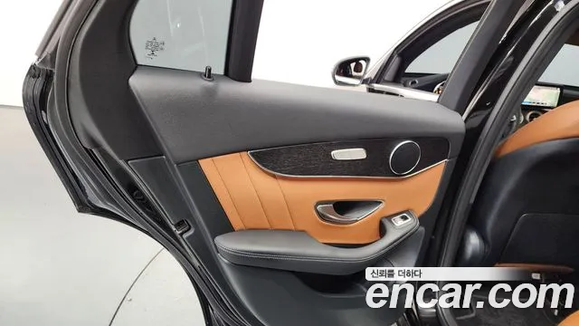 Mercedes-Benz GLC-Class 2021 — фото 15