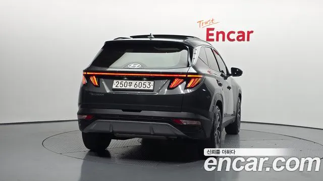 Hyundai Tucson 2023 — фото 4
