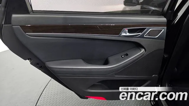 Genesis G80 2018 — фото 15