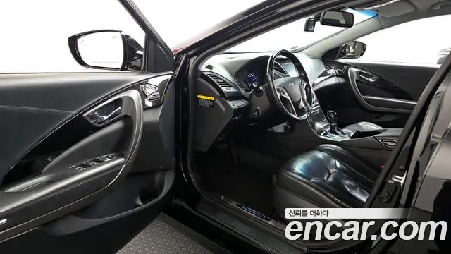 Hyundai Grandeur 2015 — фото 10
