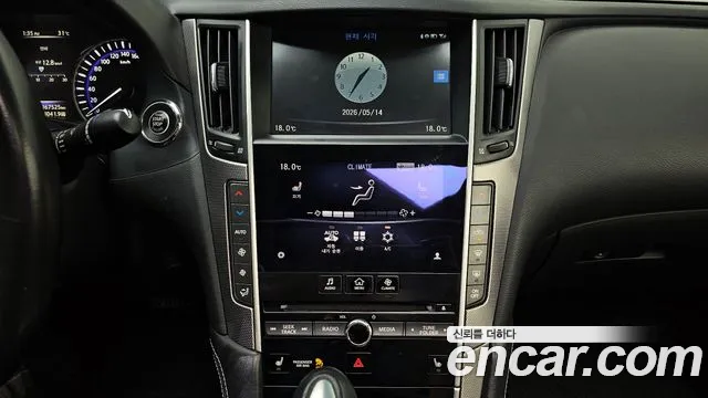 Infiniti Q50 2015 — фото 14