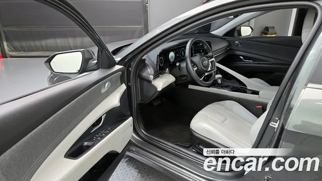 Hyundai AVANTE 2023 — фото 10