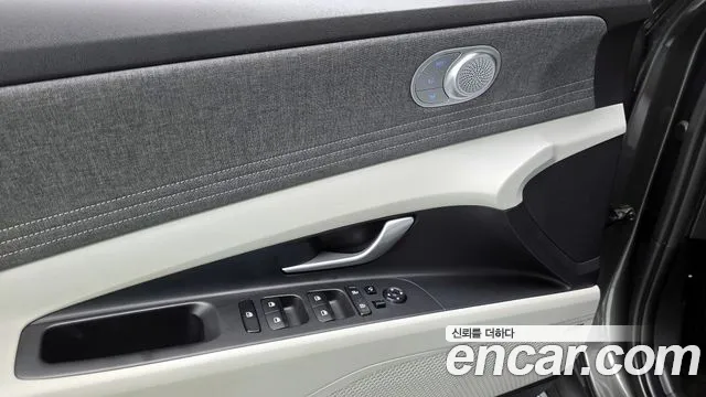 Hyundai AVANTE 2023 — фото 14