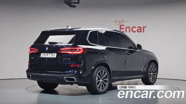 BMW X5 2020 — фото 1