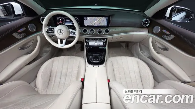 Mercedes-Benz E-Class 2020 — фото 7